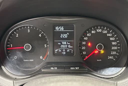 valkoinen Volkswagen Amarok 2014 kuva 17.