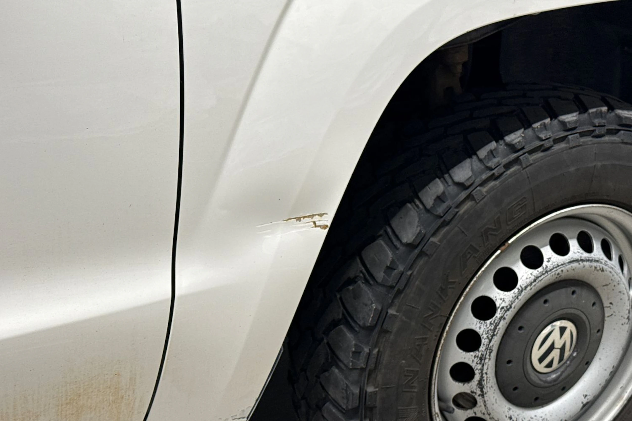 valkoinen Volkswagen Amarok 2014 kuva 36.
