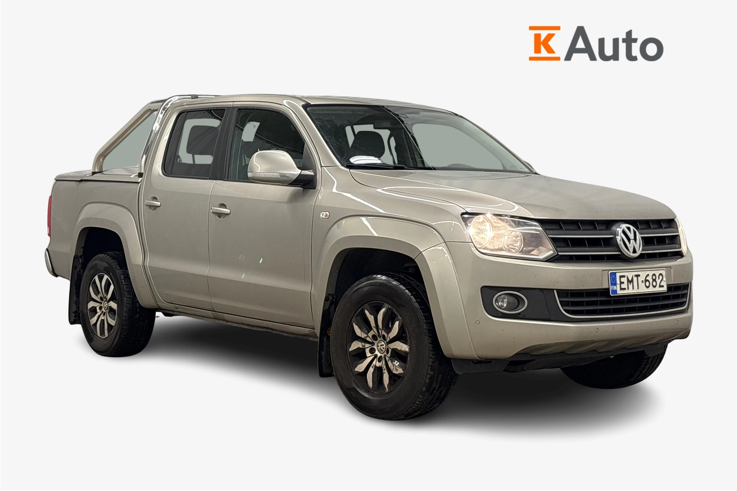 ruskea (beige) Volkswagen Amarok 2014 kuva 1.