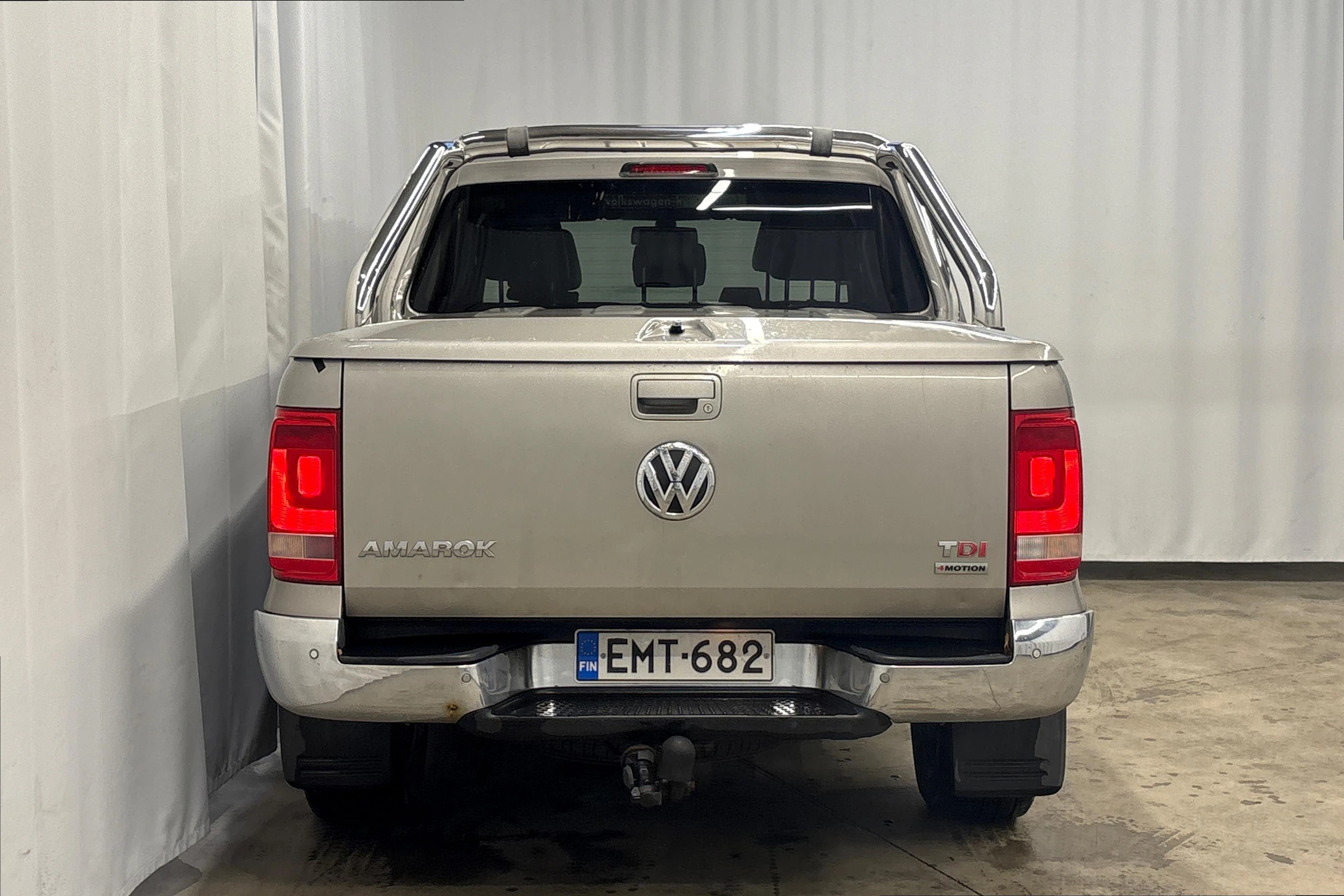 ruskea (beige) Volkswagen Amarok 2014 kuva 3.