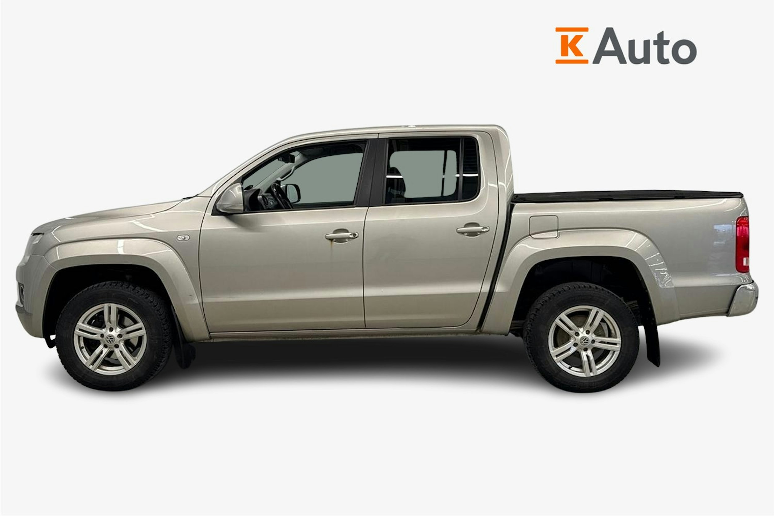 ruskea (beige) Volkswagen Amarok 2014 kuva 5.
