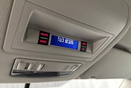 ruskea (beige) Volkswagen Amarok 2014 kuva 15.