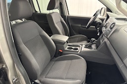 ruskea (beige) Volkswagen Amarok 2014 kuva 18.