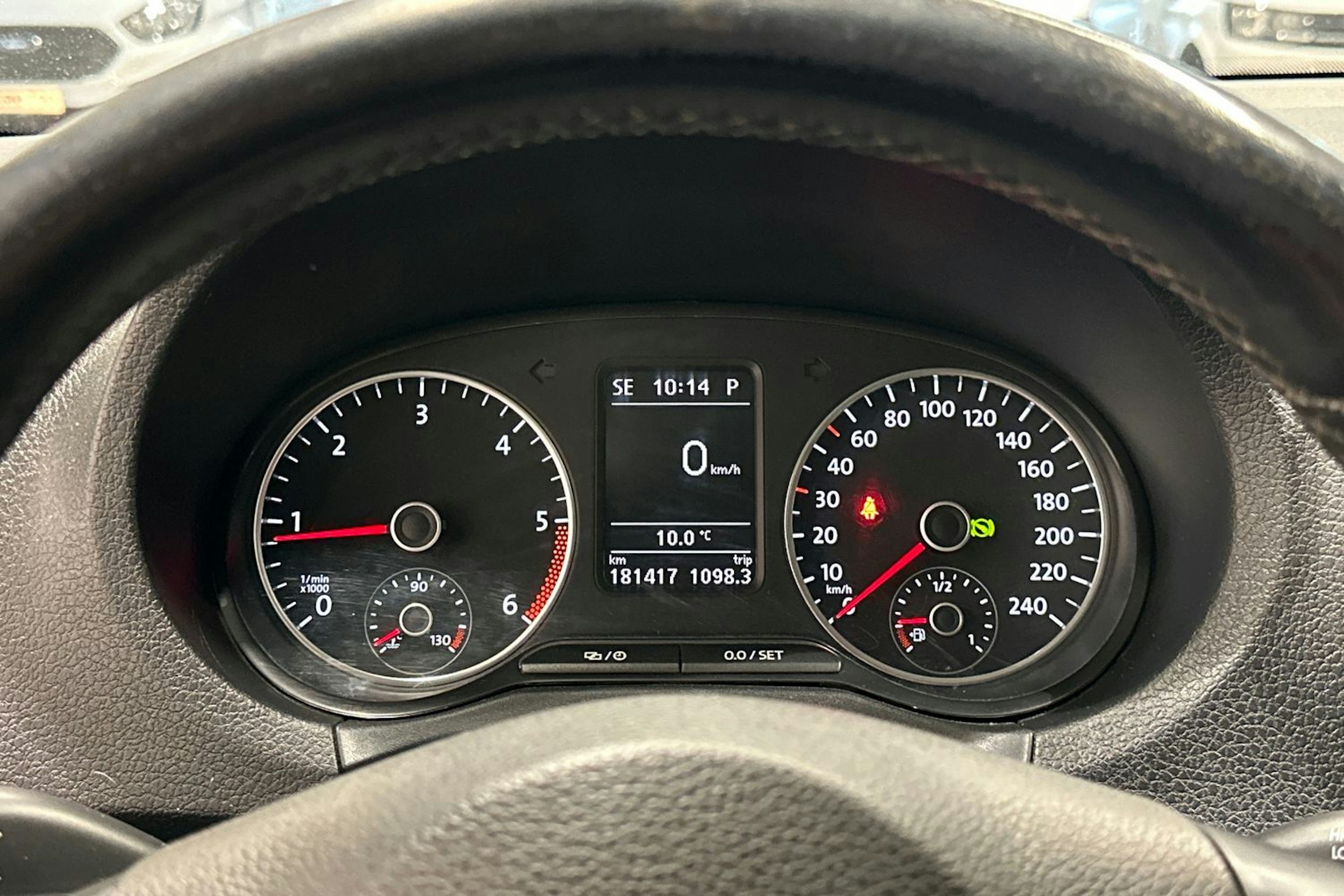 Valkoinen Volkswagen Amarok 2014 kuva 20.