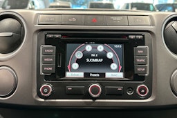 Valkoinen Volkswagen Amarok 2014 kuva 21.