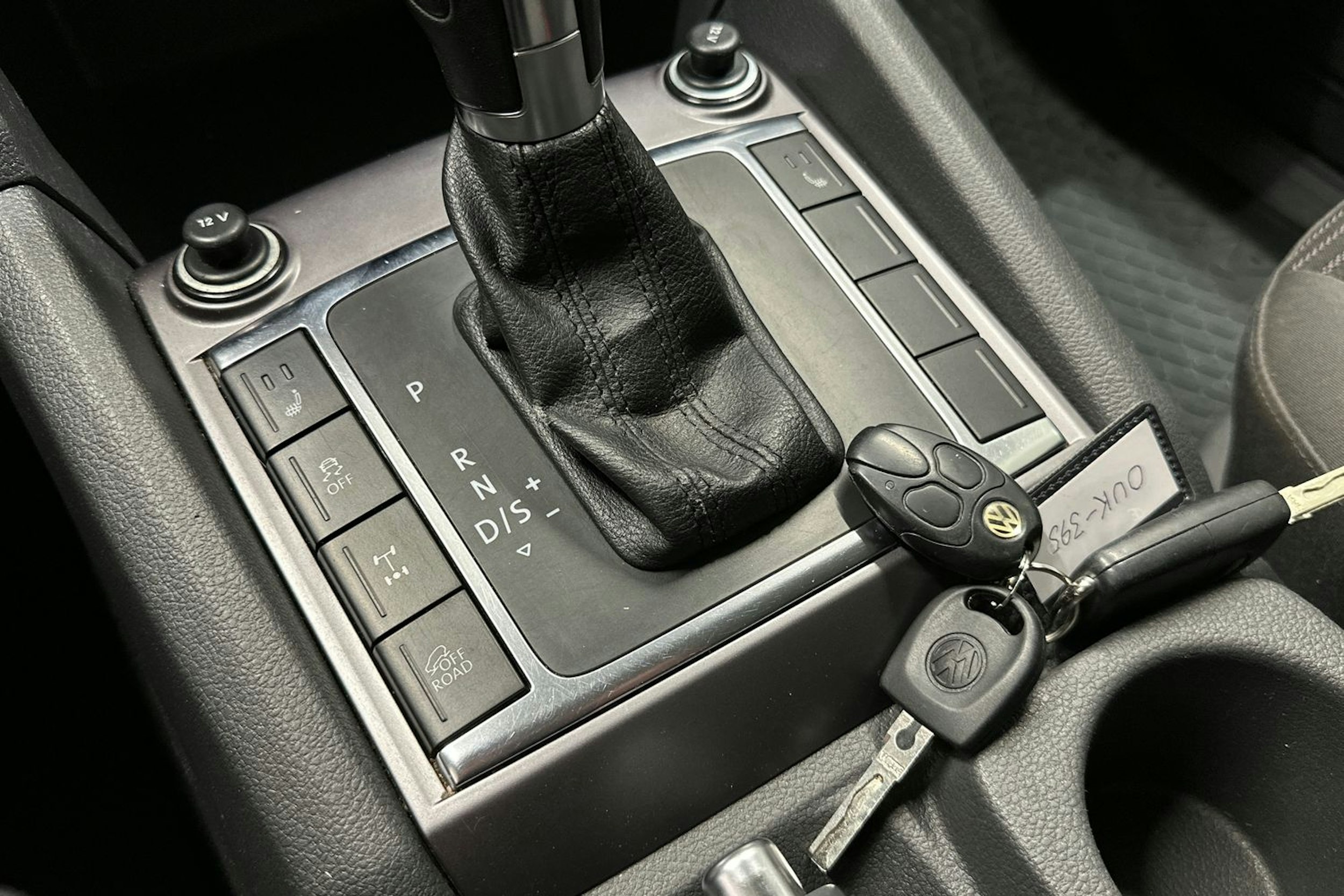 Valkoinen Volkswagen Amarok 2014 kuva 25.