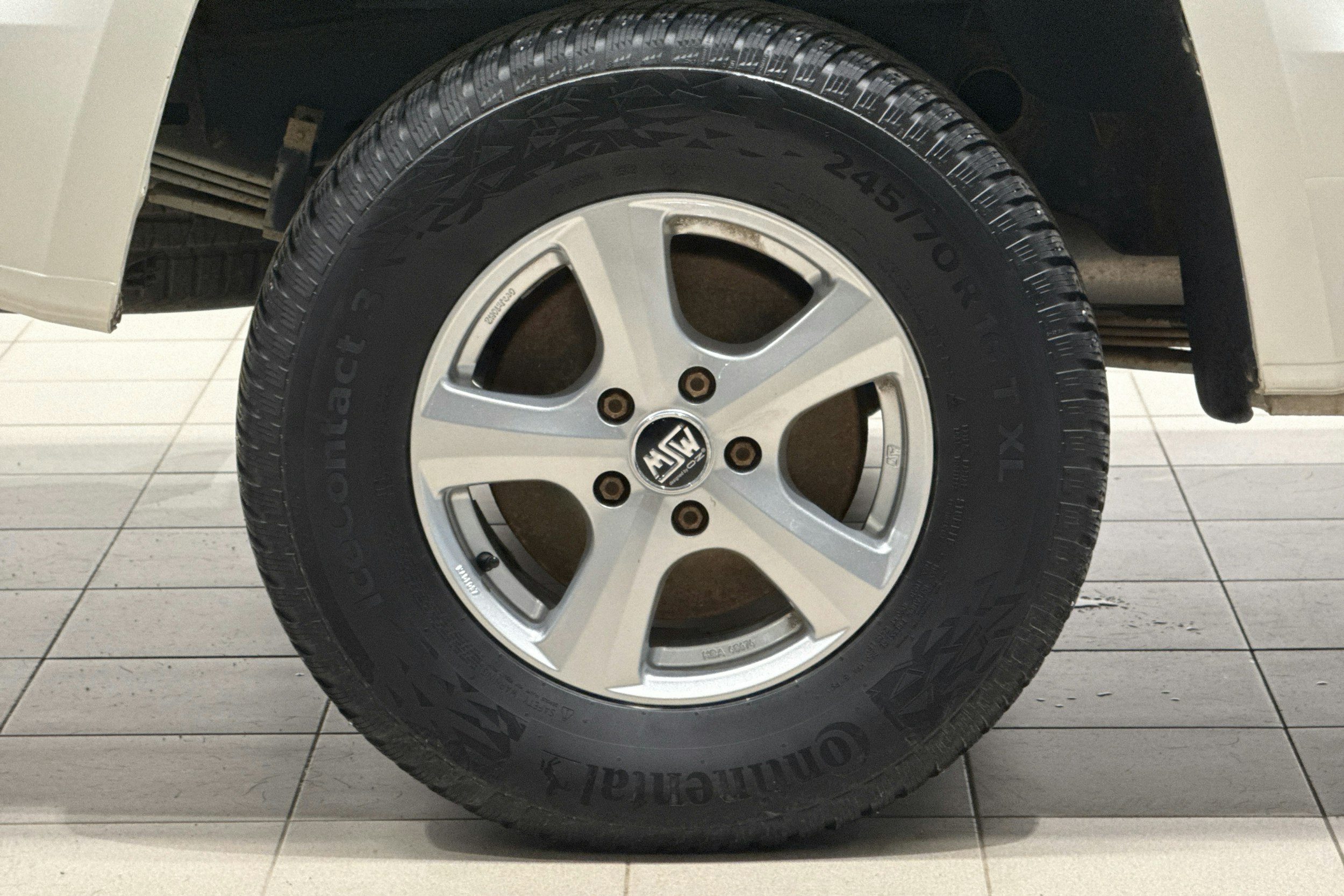 valkoinen Volkswagen Amarok 2014 kuva 9.