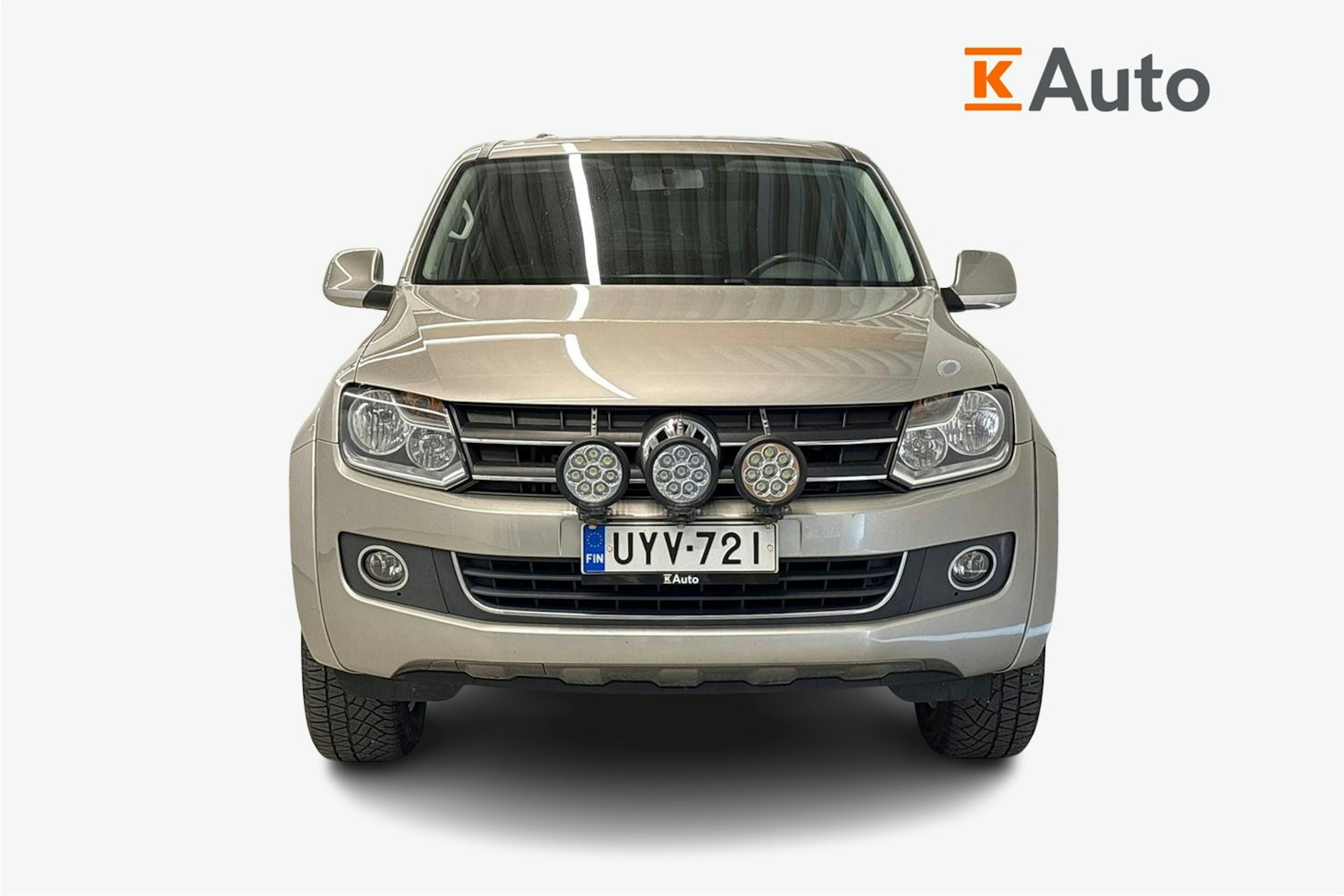 ruskea (beige) Volkswagen Amarok 2014 kuva 5.