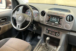 met. ruskea (beige) Volkswagen Amarok 2014 kuva 16.