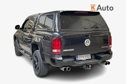 musta Volkswagen Amarok 2015 kuva 2.