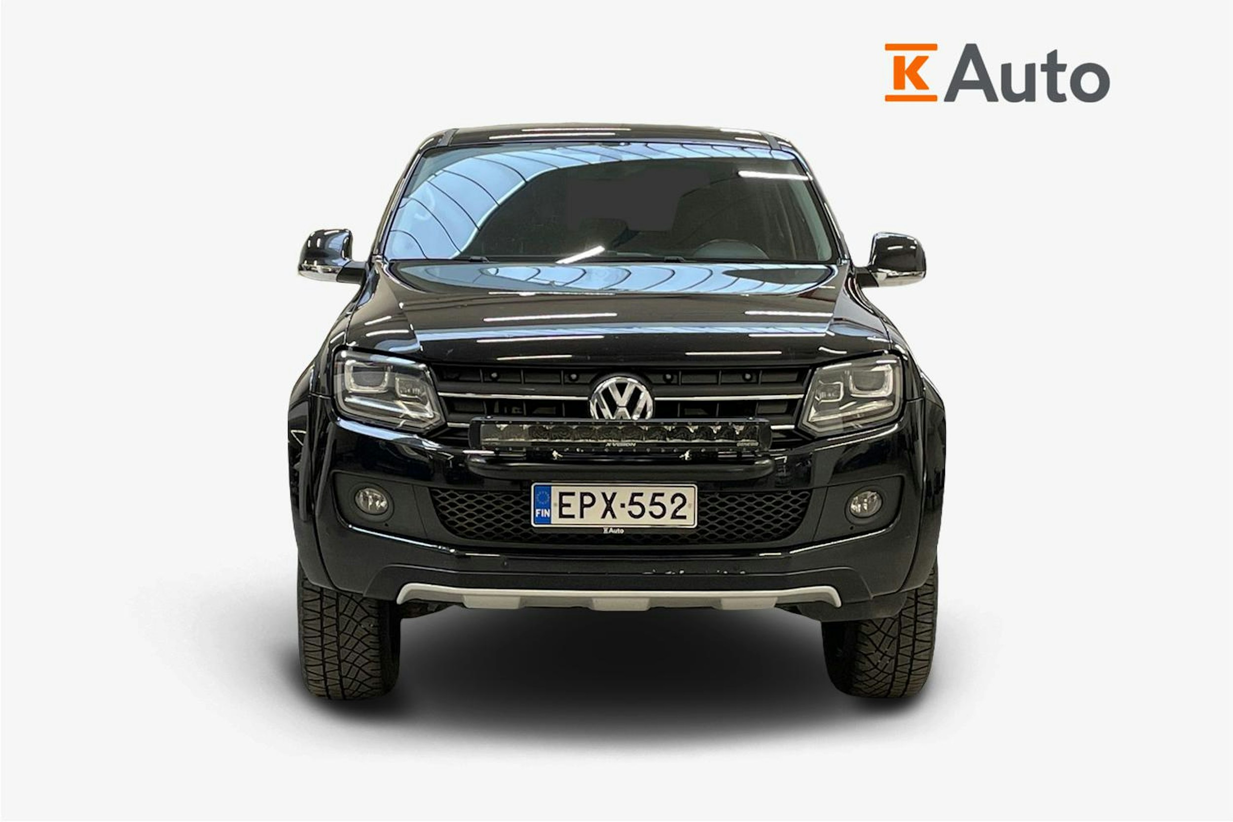 musta Volkswagen Amarok 2015 kuva 4.