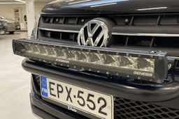 musta Volkswagen Amarok 2015 kuva 22.