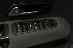 hopea Volkswagen Amarok 2015 kuva 22.