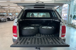 Valkoinen Volkswagen Amarok 2015 kuva 21.