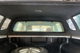 Valkoinen Volkswagen Amarok 2015 kuva 22.