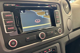 valkoinen Volkswagen Amarok 2015 kuva 11.