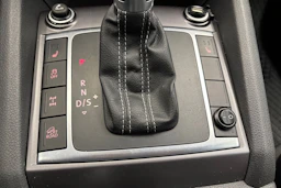 valkoinen Volkswagen Amarok 2015 kuva 14.