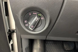 valkoinen Volkswagen Amarok 2015 kuva 16.