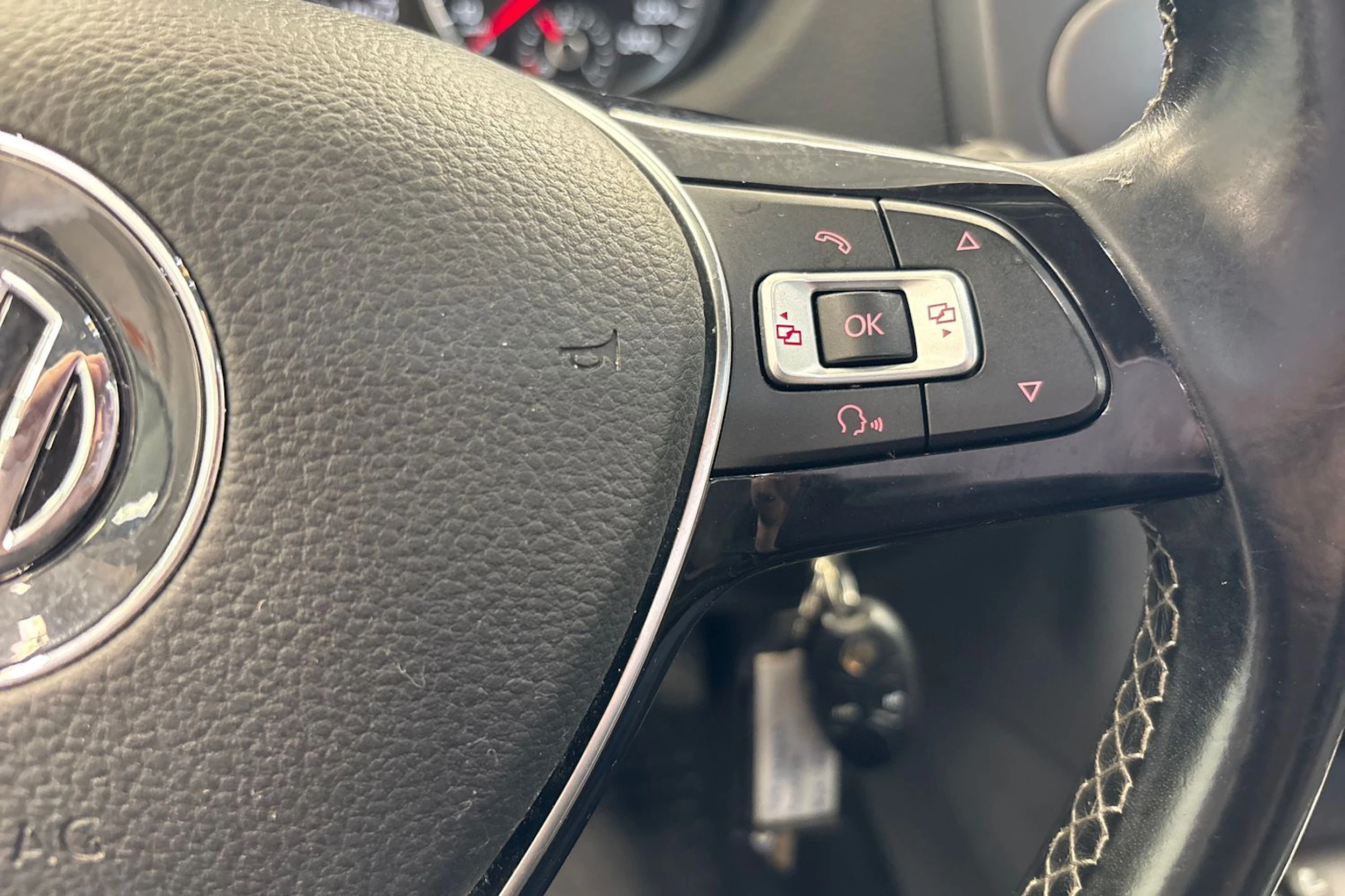 valkoinen Volkswagen Amarok 2015 kuva 18.