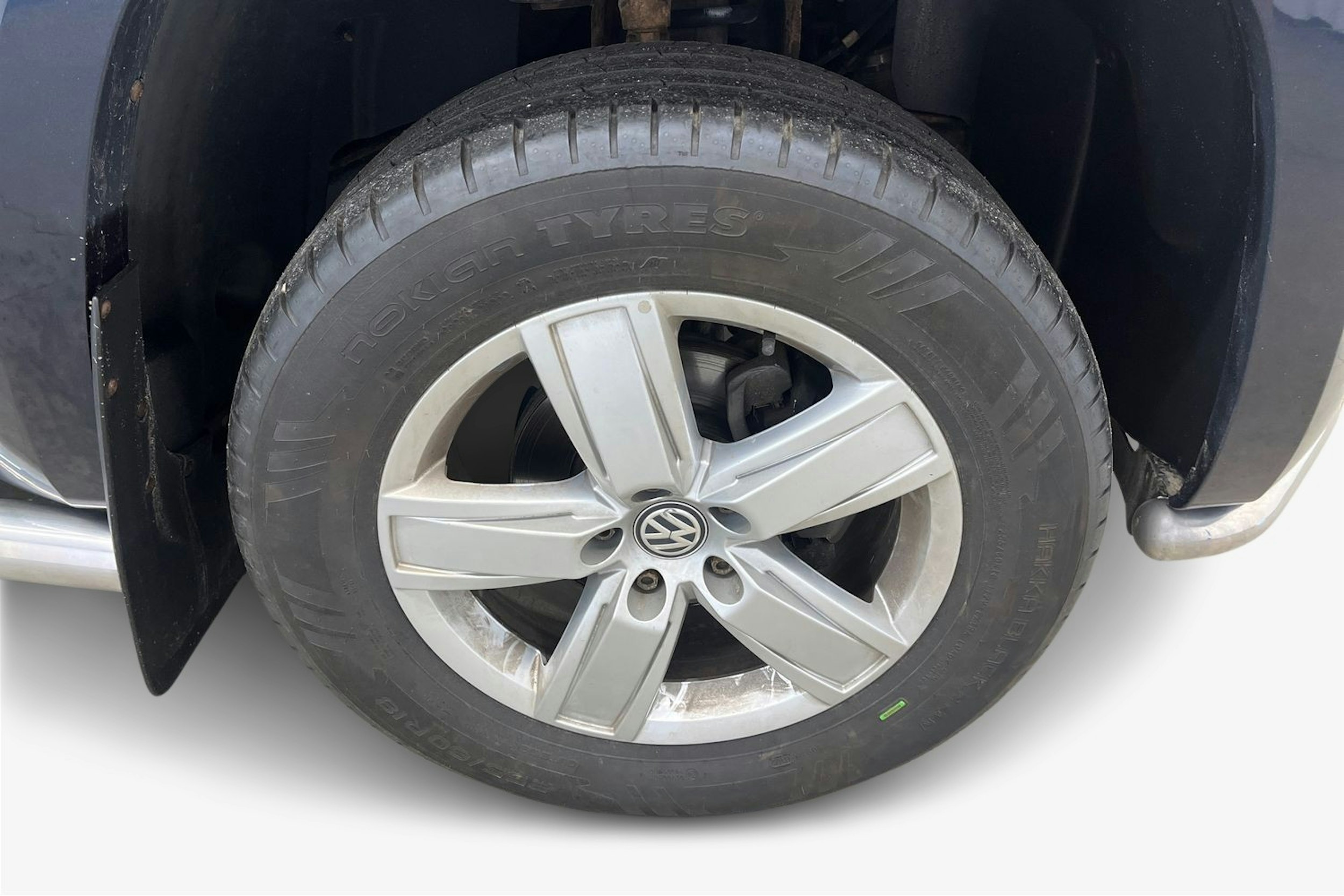 sininen Volkswagen Amarok 2015 kuva 11.