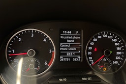sininen Volkswagen Amarok 2015 kuva 23.