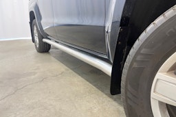 sininen Volkswagen Amarok 2015 kuva 28.