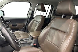 Ruskea (beige) Volkswagen Amarok 2016 kuva 11.
