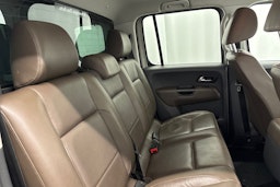 Ruskea (beige) Volkswagen Amarok 2016 kuva 17.