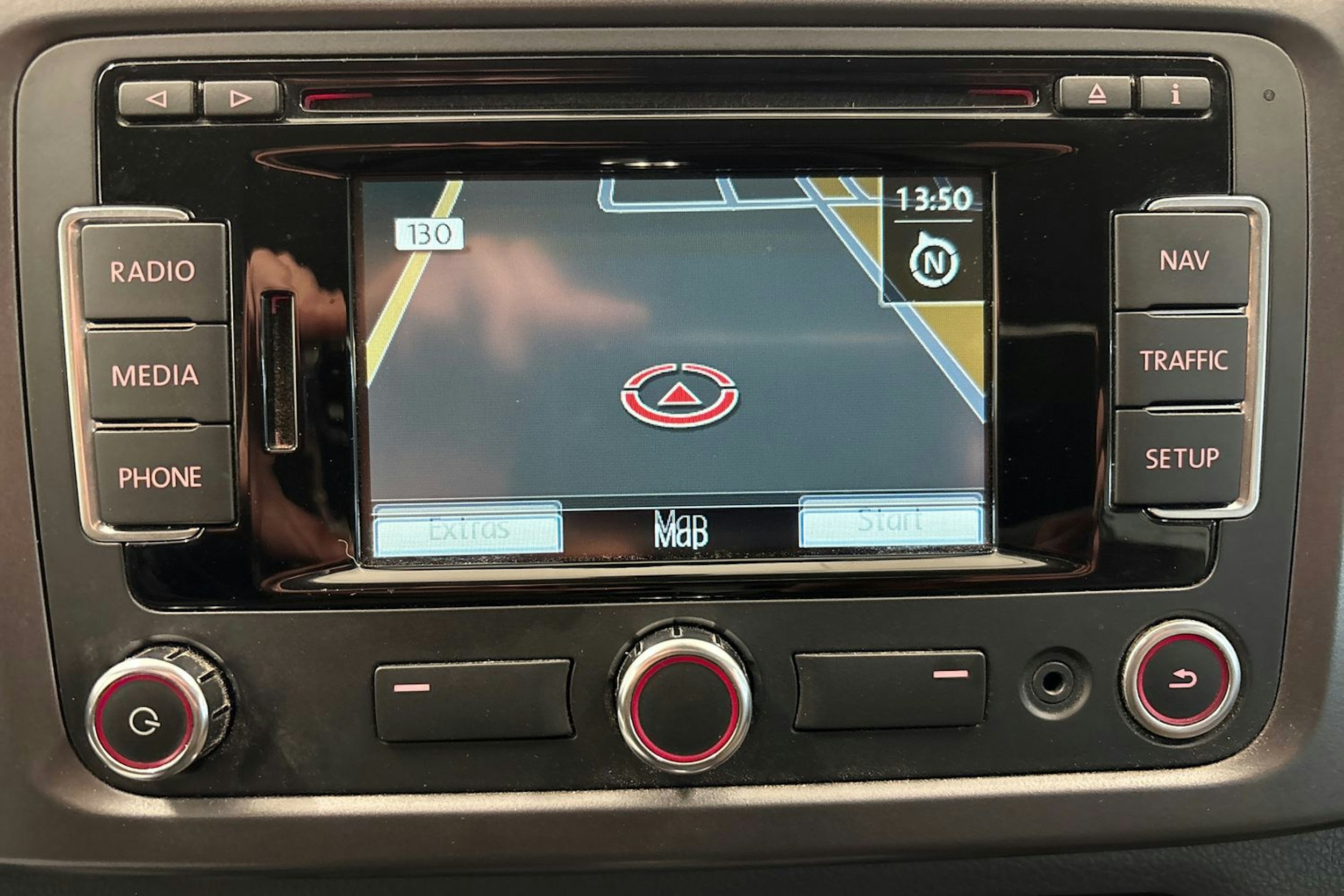 Ruskea (beige) Volkswagen Amarok 2016 kuva 21.