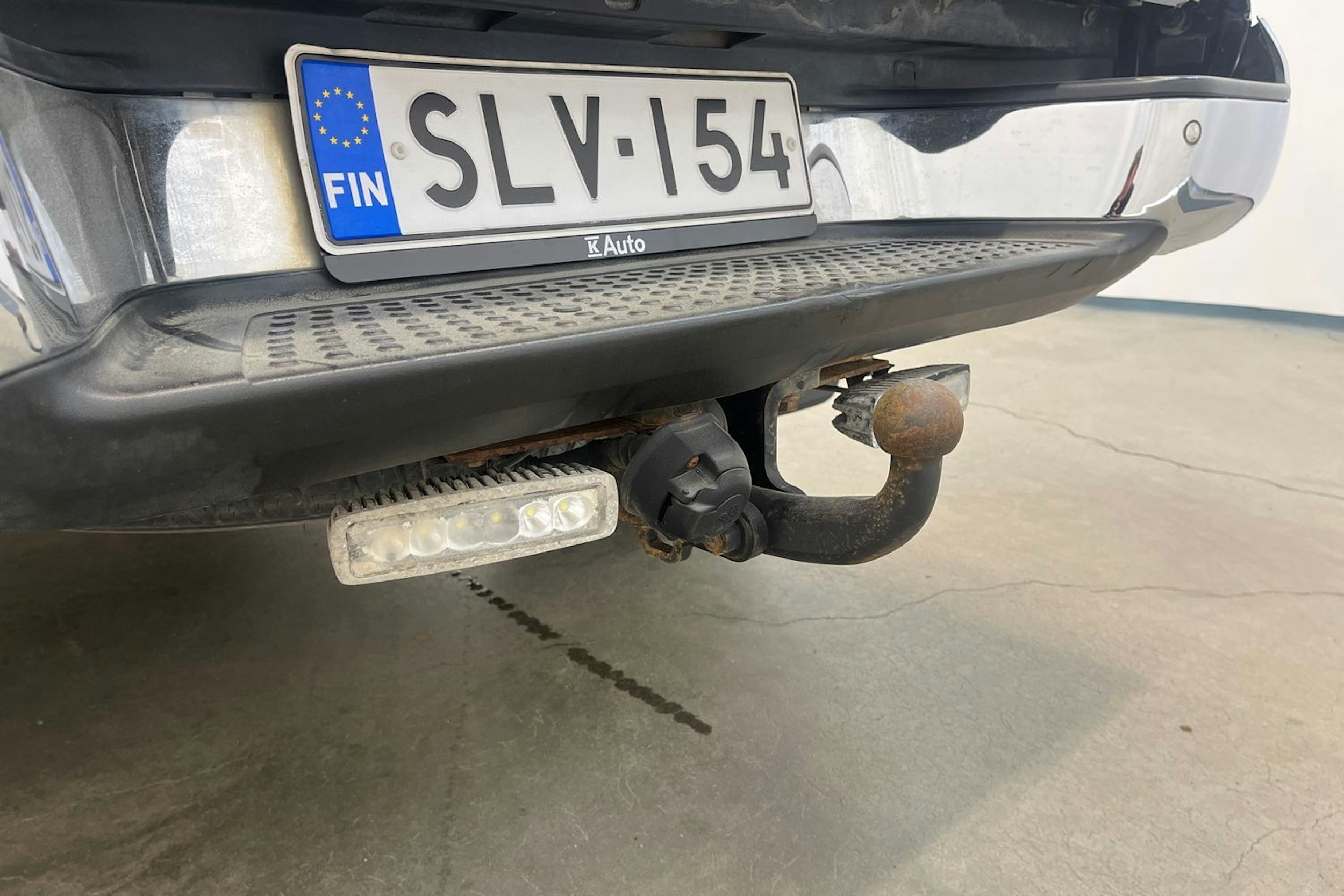 musta Volkswagen Amarok 2015 kuva 13.