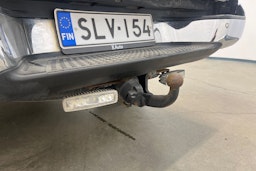 musta Volkswagen Amarok 2015 kuva 13.