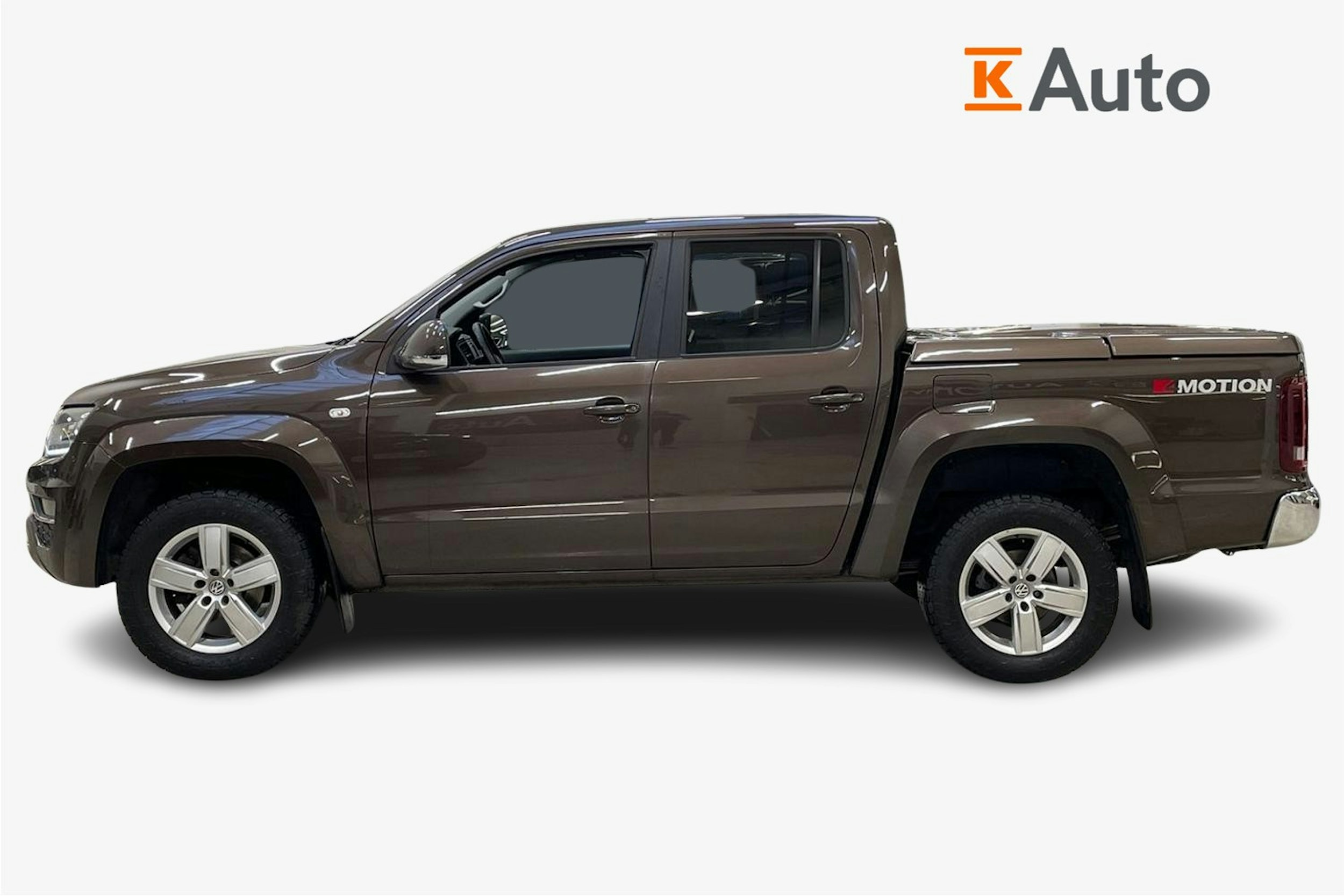 ruskea (beige) Volkswagen Amarok 2017 kuva 7.