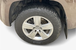 ruskea (beige) Volkswagen Amarok 2017 kuva 12.