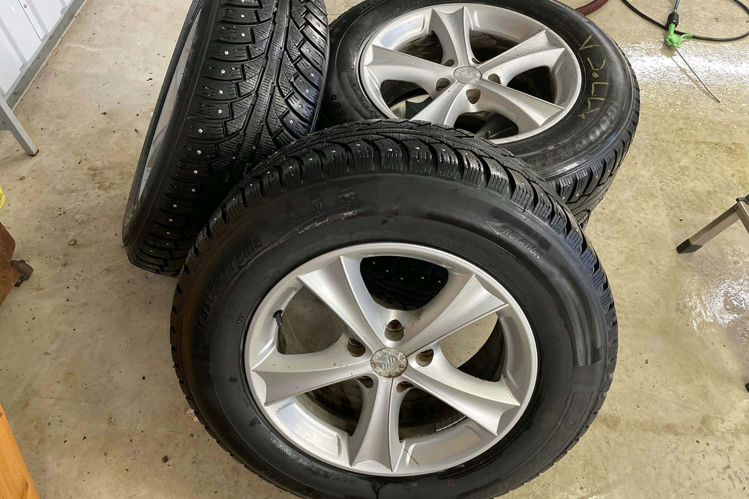 ruskea (beige) Volkswagen Amarok 2017 kuva 17.