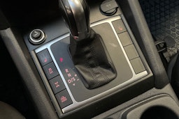 ruskea (beige) Volkswagen Amarok 2017 kuva 22.