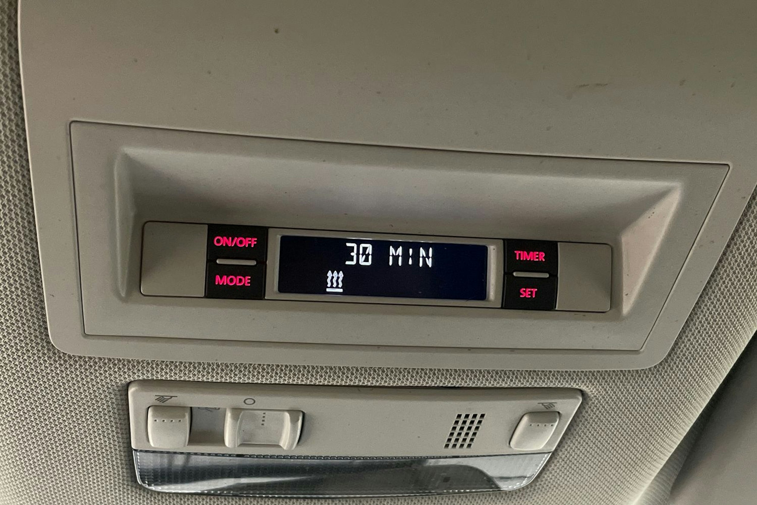 ruskea (beige) Volkswagen Amarok 2017 kuva 23.