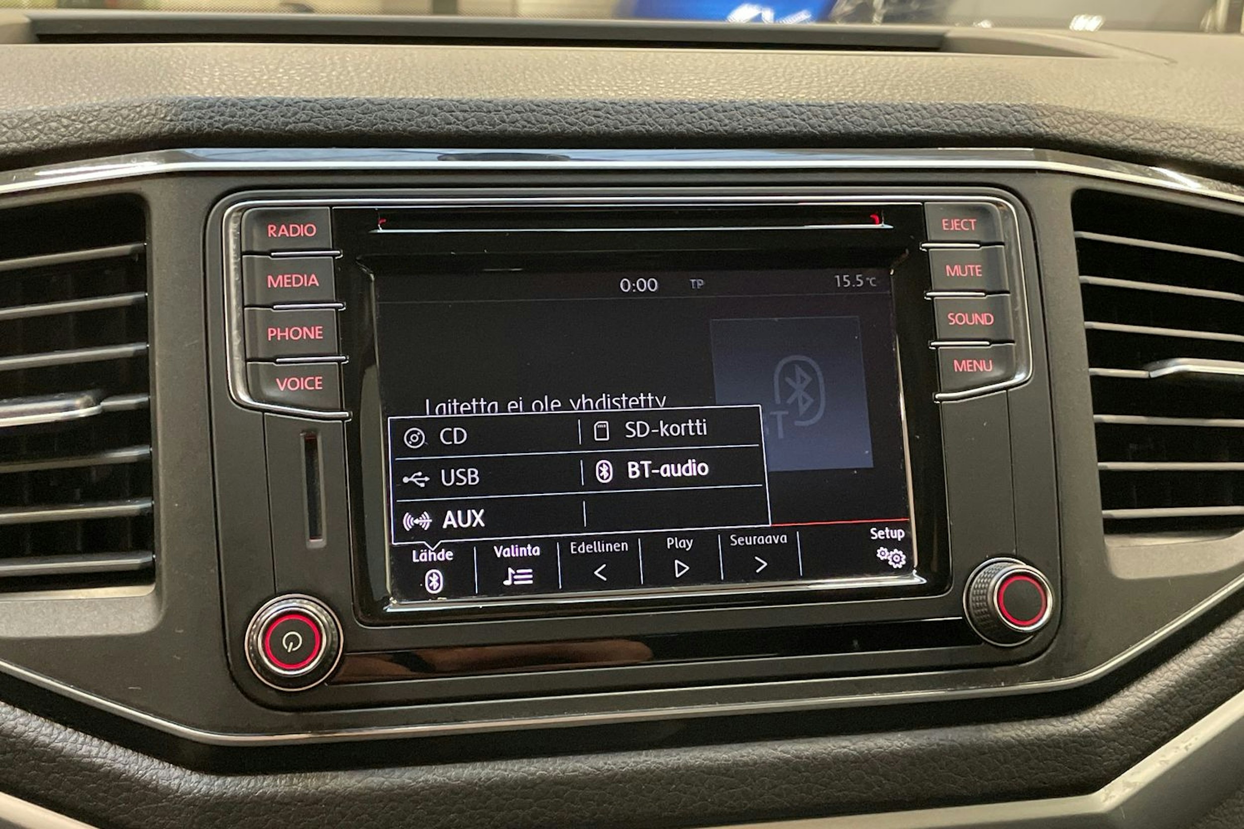 ruskea (beige) Volkswagen Amarok 2017 kuva 25.