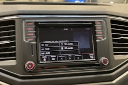 ruskea (beige) Volkswagen Amarok 2017 kuva 25.