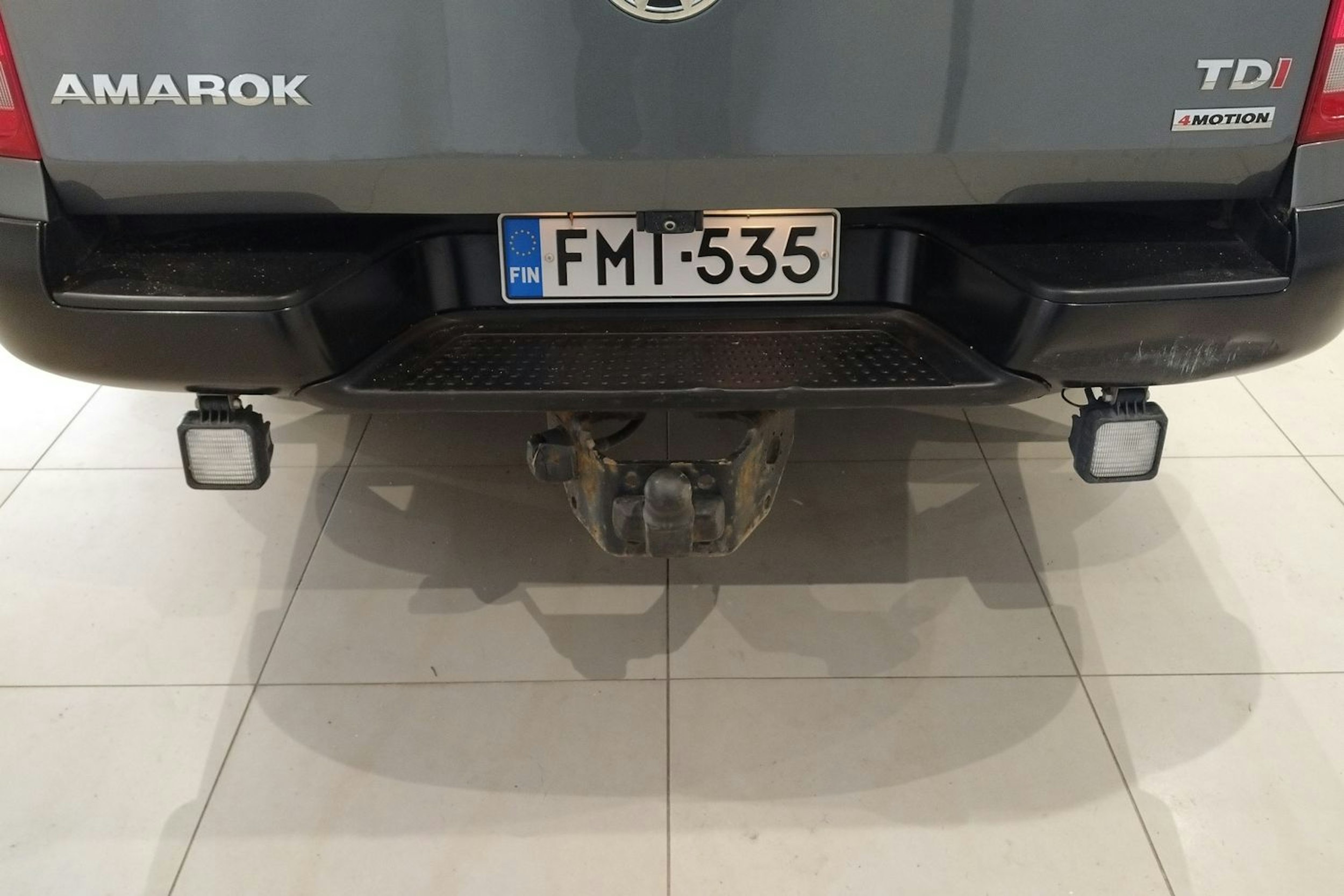 harmaa Volkswagen Amarok 2016 kuva 21.