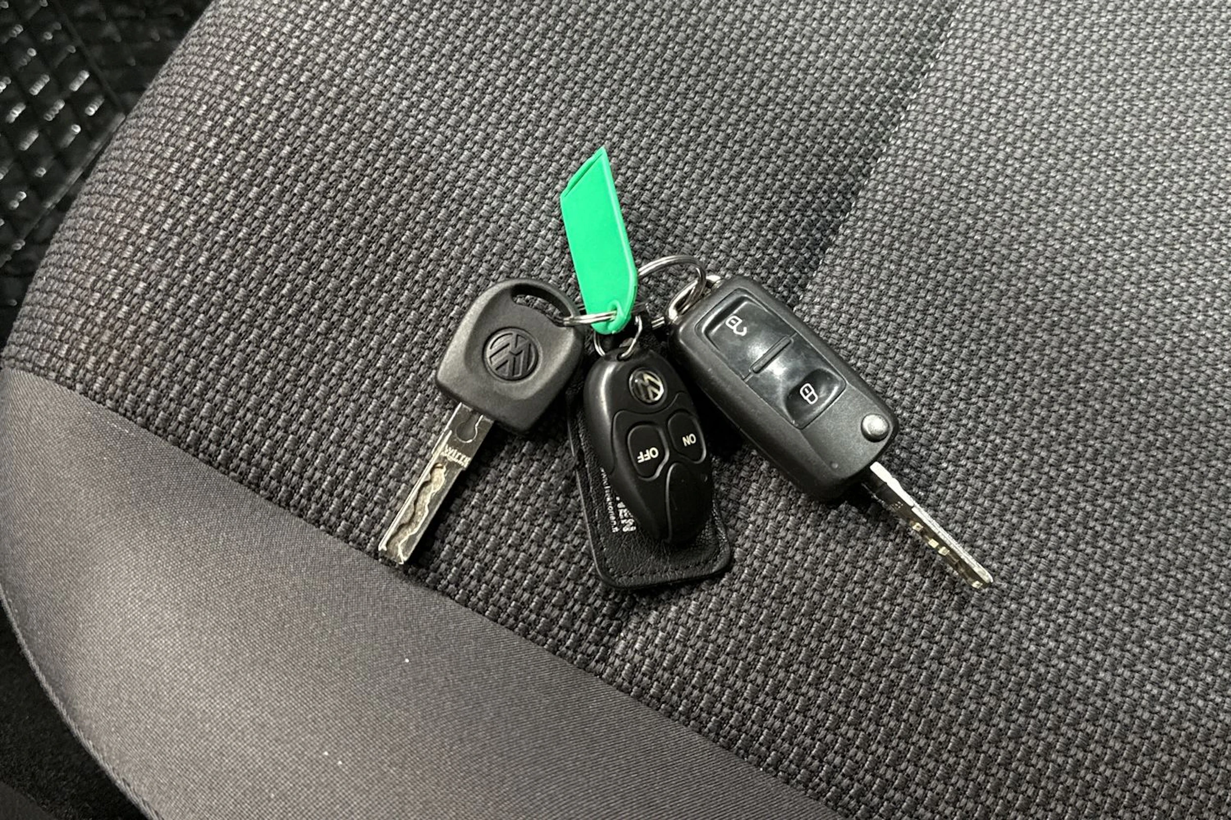 Hopea Volkswagen Amarok 2016 kuva 22.