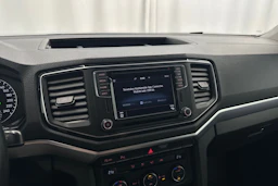 valkoinen Volkswagen Amarok 2016 kuva 18.