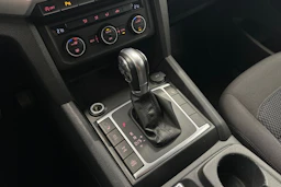 valkoinen Volkswagen Amarok 2016 kuva 21.