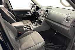musta Volkswagen Amarok 2016 kuva 10.