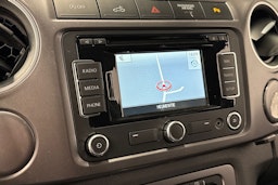 musta Volkswagen Amarok 2016 kuva 18.