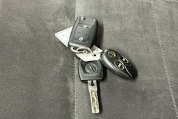 musta Volkswagen Amarok 2016 kuva 31.