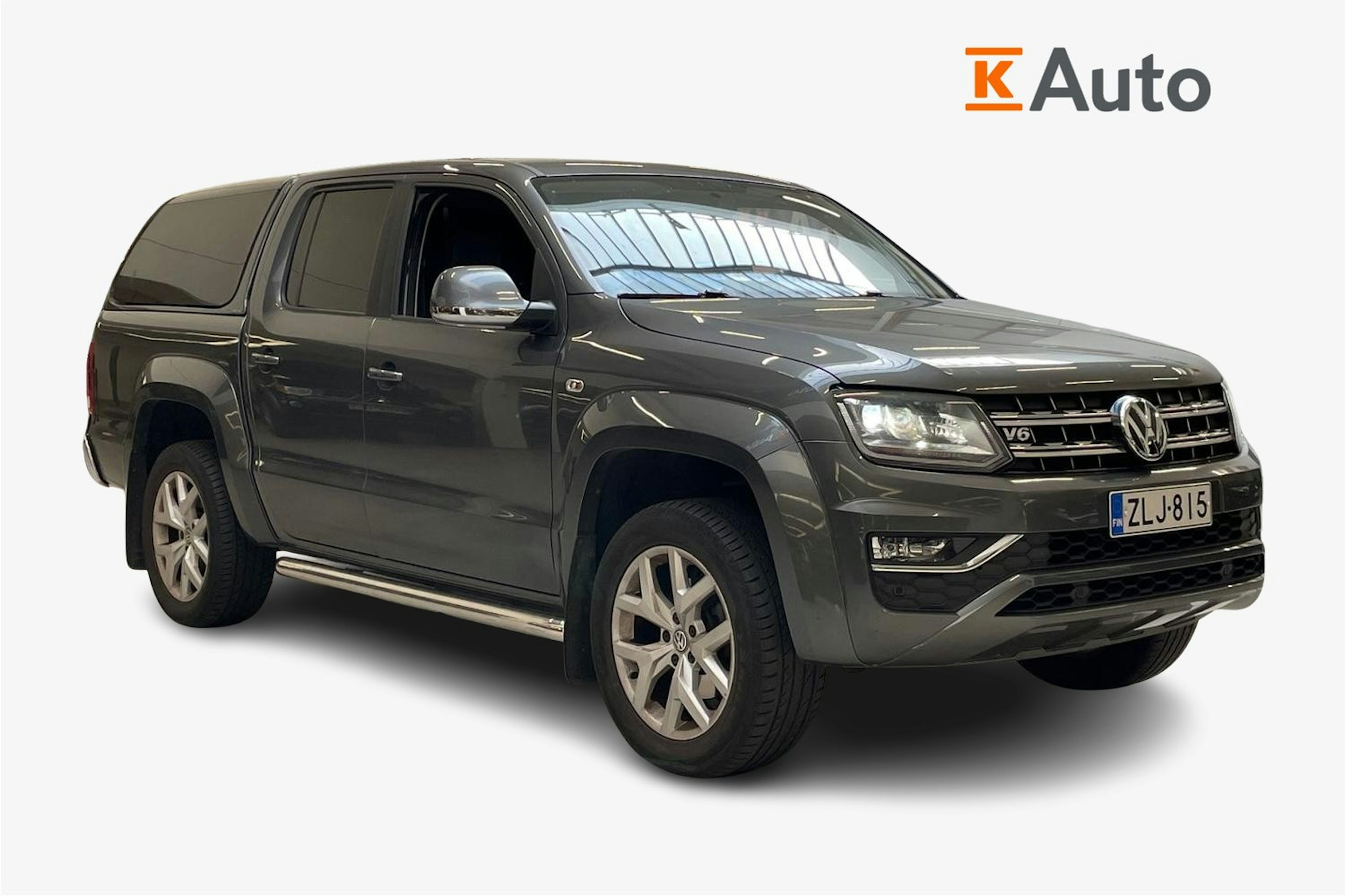 harmaa Volkswagen Amarok 2016 kuva 1.