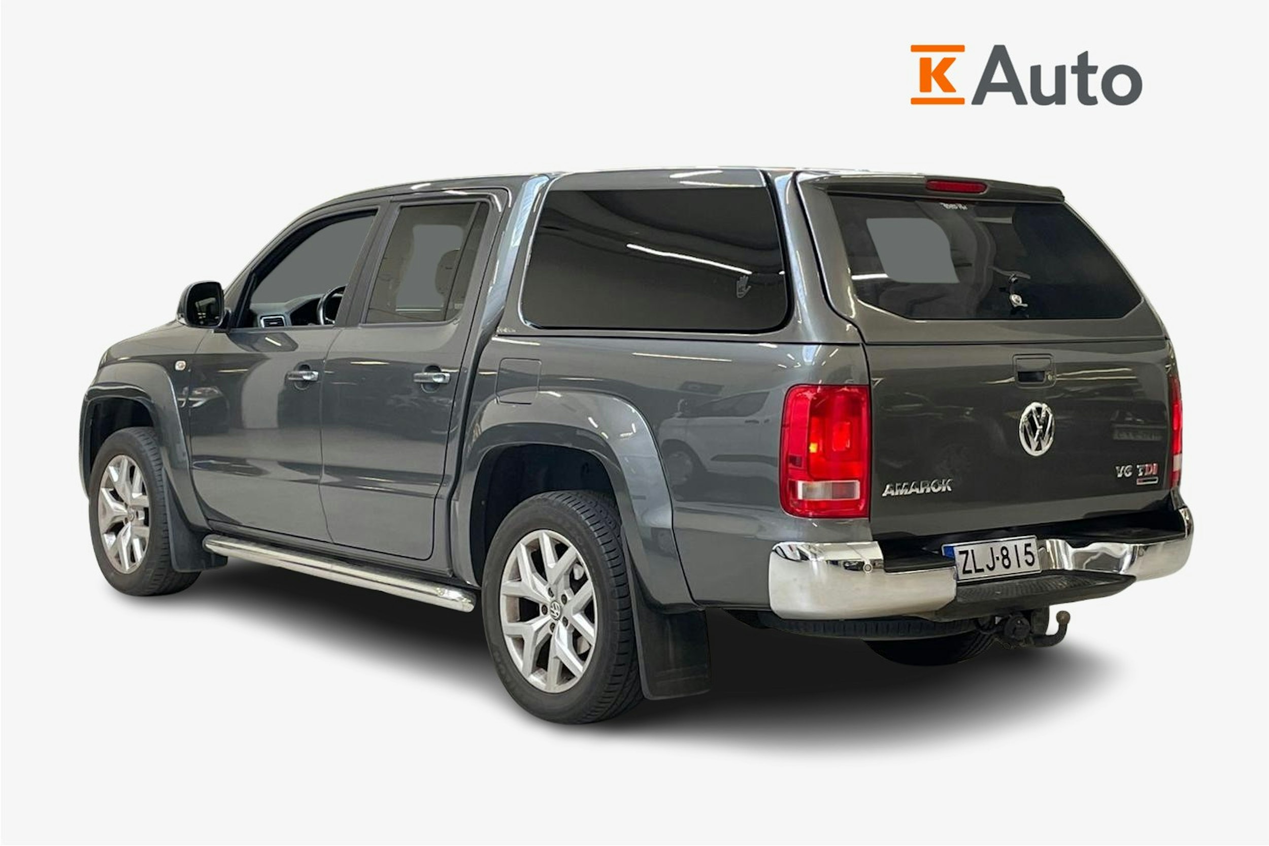 harmaa Volkswagen Amarok 2016 kuva 2.