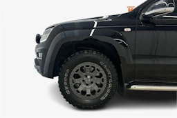 musta Volkswagen Amarok 2016 kuva 9.