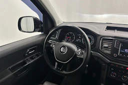 musta Volkswagen Amarok 2016 kuva 10.