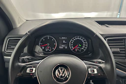 musta Volkswagen Amarok 2016 kuva 13.